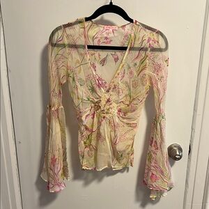 Vintage Parisian V-Neck Bell Sleeve Top